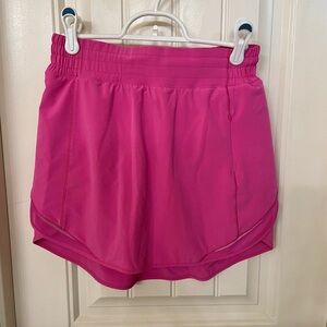 Lululemon Hotty Hot High Rise Skirt, Sonic pink, size 6